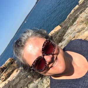 Meet your Posher, Jen